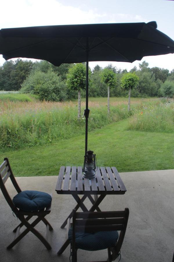 Sfeervol Chalet Midden In De Natuur Halle Extérieur photo